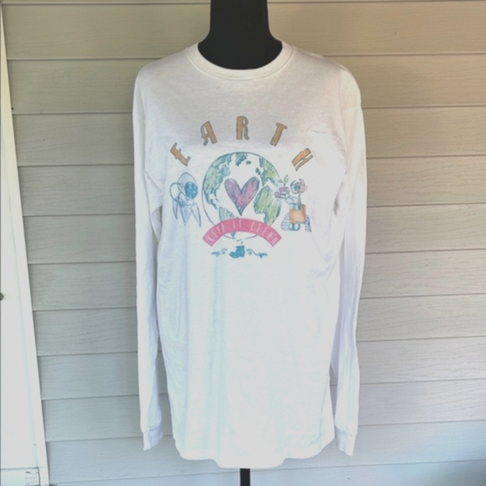 BRAND NEW Disney WALL·E White Earth Graphic Long Sleeve Shirt Unisex Size Medium